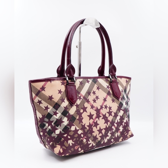 AI07❤️ BURBERRY Patent Supernova Check Stars Nickie Tote - Picture 3 of 14